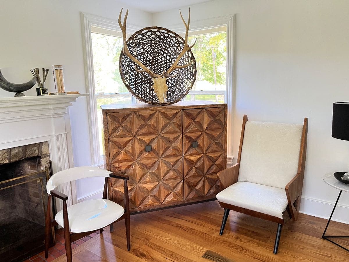 Mid-century modern living room staged for a GoldenTree estate sale